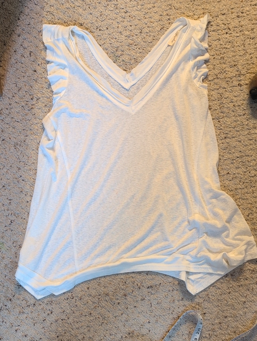 Sheer V-neck Mystree Tee Size M
